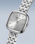 Reloj Bering Classic Mujer Cuadrado Plata