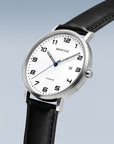 Reloj Bering Titanium Hombre Blanco/Negro
