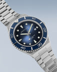 Reloj Bering Classic Arctic Sailing Hombre Plateado/Azul
