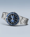 Reloj Bering Classic Arctic Sailing Hombre Plateado/Azul