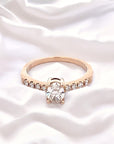 A pedido - Anillo Diamante Oval en Grifa 0,90 ct y brillantes en la argolla
