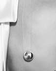 Collar Modernista Flotante OPIA