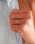 A pedido - Anillo Halo Esmeralda Star en oro blanco 18K