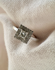 A pedido - Anillo Diamante Princess 0,10 ct en Grifa Halo y brillantes en argolla