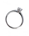 A pedido - Anillo Solitario Diamante 0,26 ct en grifa de oro blanco 18K