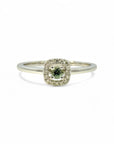 Anillo solitario zafiro verde halo diamantes