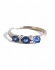 A pedido - Anillo Cintillo Zafiros ovales y brillantes