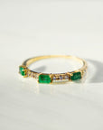 A pedido - Anillo Cintillo Esmeraldas Rectangulares en Grifa 4x2 mm