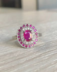 A pedido - Anillo Rubí Oval en Grifa Halo doble brillantes y rubís