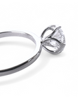 Anillo Solitario Diamante Laboratorio Brillante 1.5 Ct Bisel Oro 14K
