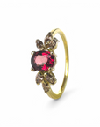 Anillo Solitario Rubelita y Diamantes Navette