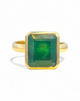 Anillo solitario esmeralda bisel