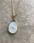 Medalla Sagrado Corazón con Piedras Rubí y Zafiro