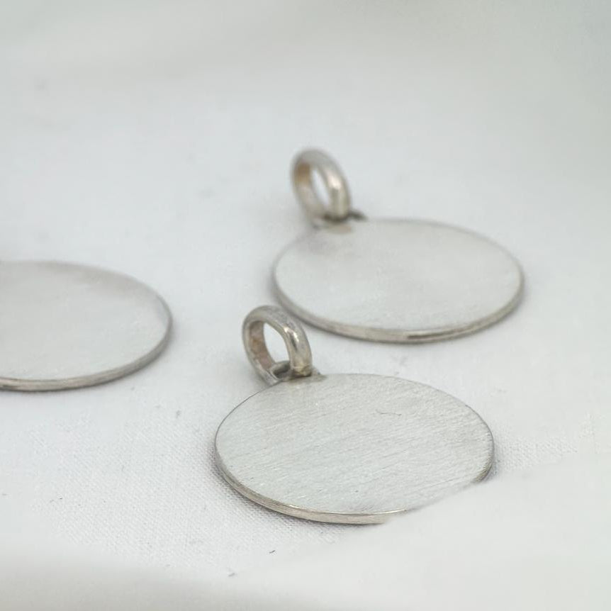 Medalla Redonda Lisa Personalizable Plata