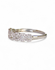A pedido - Anillo Cintillo de 7 Diamantes en Halo de Brillantes Oro Blanco 18K