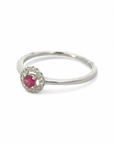 Anillo Solitario Rubí con halo de diamantes en oro 18K