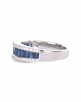 Anillo cintillo de oro blanco 18k con zafiros corte baguette