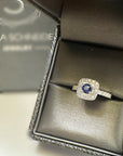 A pedido - Anillo Zafiro Redondo en Grifa 0,60 ct Halo