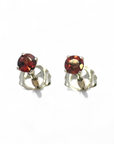 Aros Stud Granate oro blanco 10K