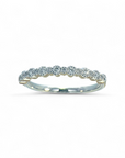 Anillo Cintillo Diamantes Laboratorio en bisel ruleteado Big & Small