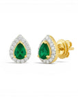 Aros stud Sophia Schneider Joyas de oro 14K con esmeralda en corte pera y halo de brillantes