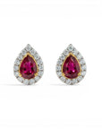Aros stud Sophia Schneider Joyas de oro 14K con rubí en corte pera y halo de brillantes