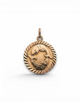 Colgante Sophia Schneider Joyas de oro rosado 18K con símbolo de Piscis, 18 mm, personalizable