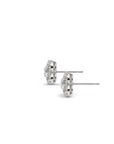 Pendientes stud Sophia Schneider Joyas en forma de trébol de plata 925 con diamantes brillantes, vista lateral.