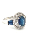 A pedido - Anillo Zafiro Oval en Grifa 8 x 6 mm Halo doble y dos trapecios en argolla