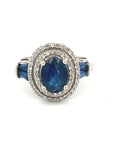 A pedido - Anillo Zafiro Oval en Grifa 8 x 6 mm Halo doble y dos trapecios en argolla
