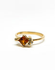 A pedido - Anillo Topacio Amarillo Carré Grifa y Diamantes Bisel