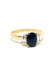A pedido - Anillo Zafiro Oval y Diamante Baguette en Grifa