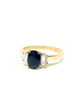 A pedido - Anillo Zafiro Oval y Diamante Baguette en Grifa