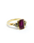 A pedido - Anillo Rubí Rectangular en Grifa y Diamantes