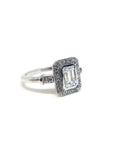 A pedido - Anillo Diamante Corte Esmeralda en Bisel 0,70 ct Halo ruleteado y brillantes en argolla