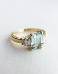 A pedido - Anillo Aguamarina Rectangular en Grifa 8 x 7 mm y Baguettes