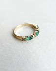 A pedido - Anillo Cintillo Esmeraldas Ovales y Brillantes en Grifa