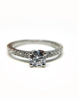 A pedido - Anillo Diamante Brillante en Grifa 0,50 ct y brillantes en argolla