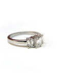 A pedido - Anillo Tricillo Corte Esmeralda en Grifa