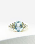 A pedido - Anillo Aguamarina Oval en Grifa 8 x 6 mm y Brillantes