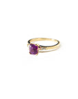 A pedido - Anillo Zafiro Rosado Carré 5 x 5 mm en Grifa y Trapecios en argolla