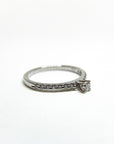 A pedido - Anillo Diamante Brillante en Grifa 0,12 ct y brillantes en argolla