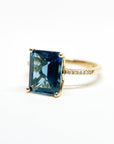 A pedido - Anillo Topacio Azul Grifa 10x8 mm y brillantes