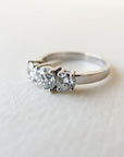A pedido - Anillo Tricillo Brillantes en Grifa (0,32 / 0,08 ct)