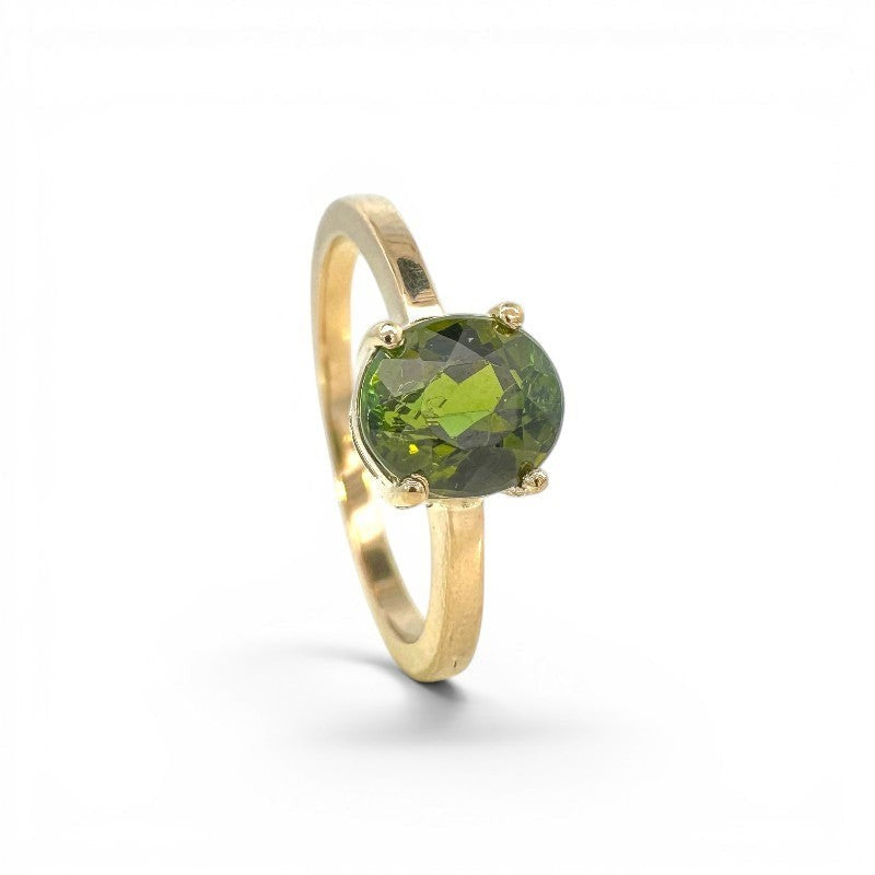 Anillo Solitario Turmalina Oval Oro 18K