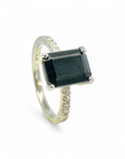 Anillo solitario turmalina negra octogonal