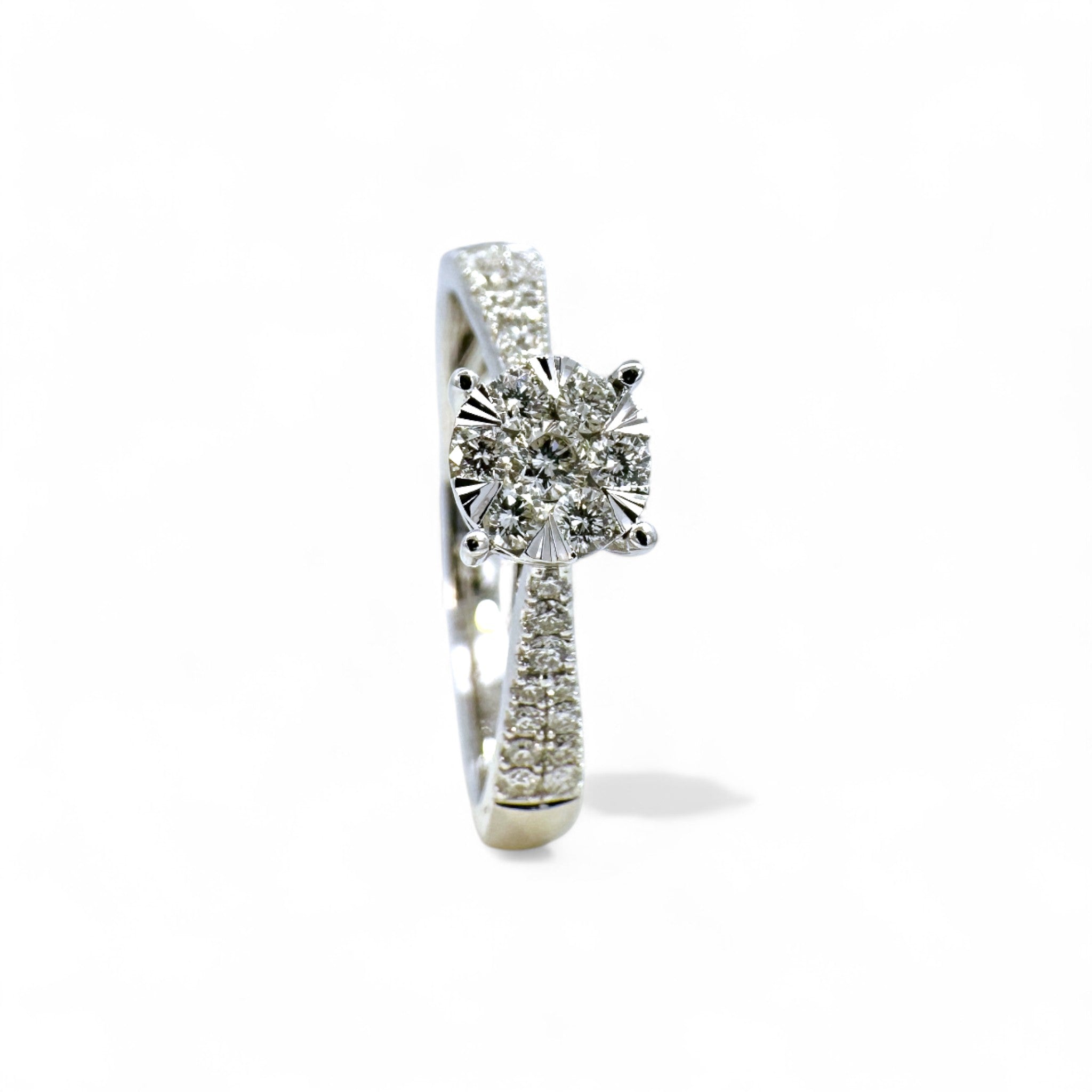 Anillo Solitario Diamantes en cluster