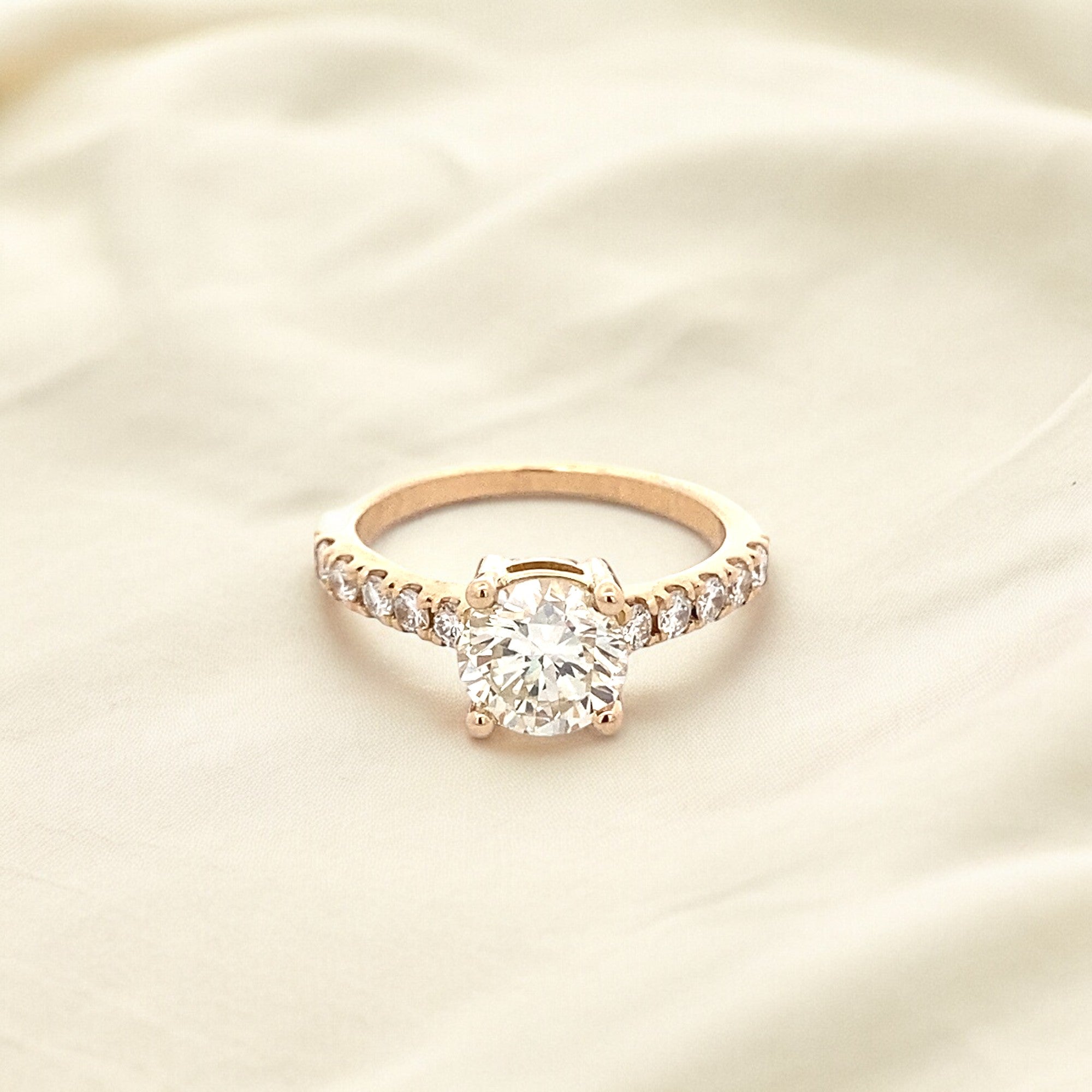 Anillo Solitario Brillante 0,90 Ct Gold