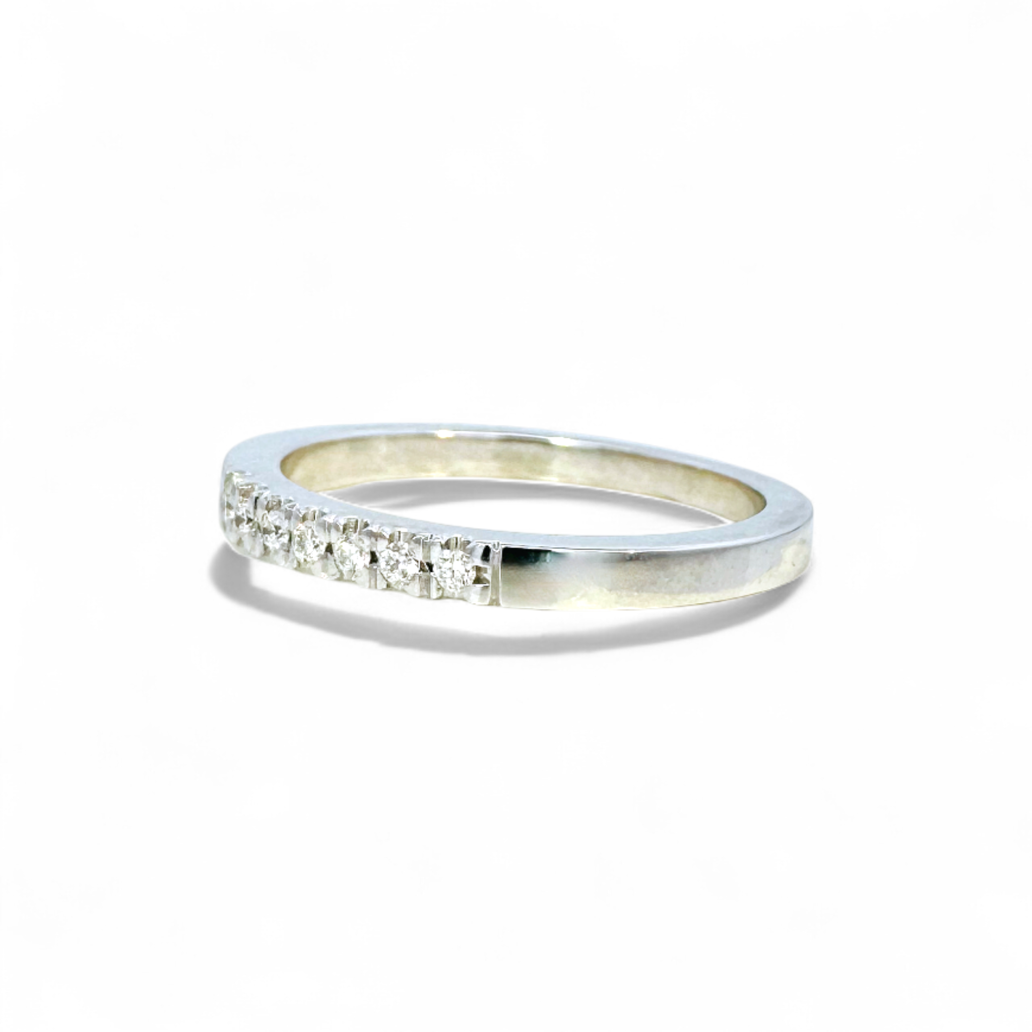 Anillo cintillo diamantes corte brillante 0,01 ct