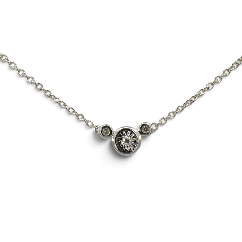 Collar Sophia Schneider Joyas de plata 925 con tres diamantes en engaste bisel y cadena de eslabones finos